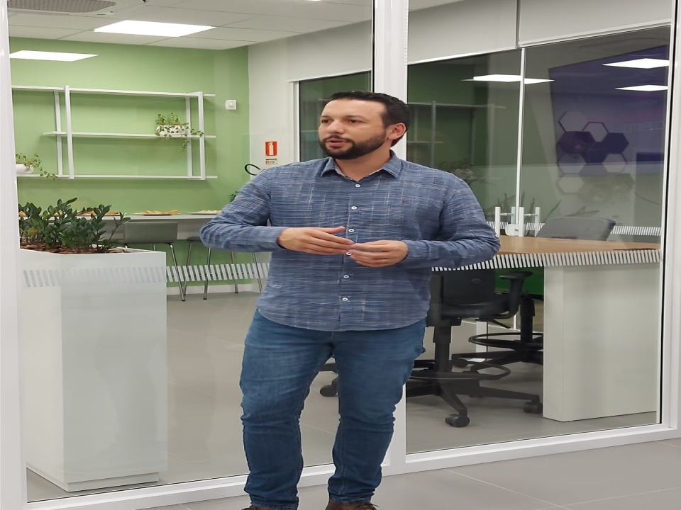 Curso "A Arte de Encantar Clientes".