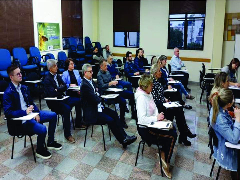 DAY UP CDL , é tempo de aprender!